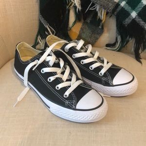Boys black Converse